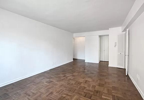 2nd image of 210 E 63rd St APT 8E
