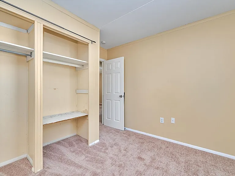 2015 Kensington Dr — Photo 10