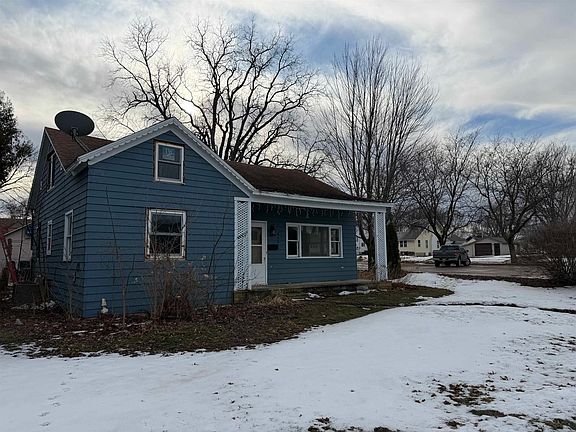 3rd image of 609 19th St