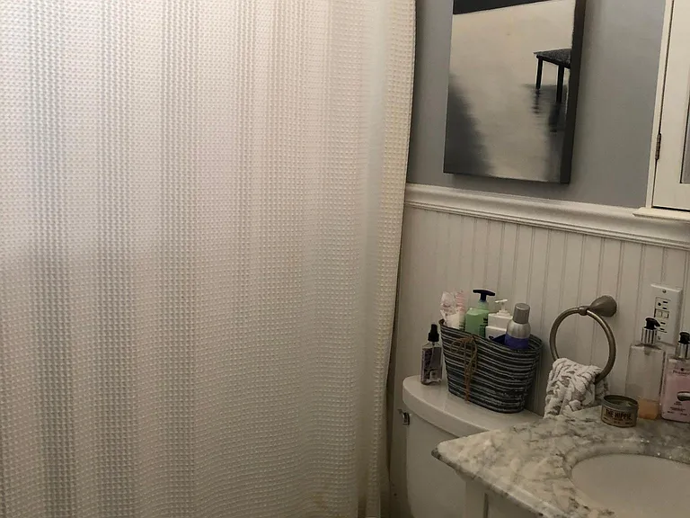140 K St #3 — Photo 9