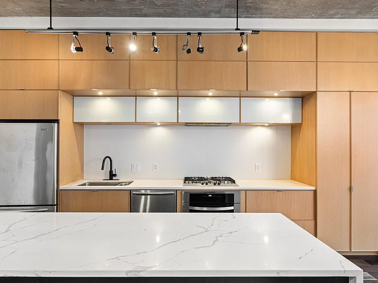 1515 15th St NW #201 — Photo 8