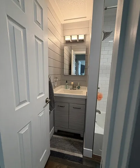 4130 Otis St — Photo 37