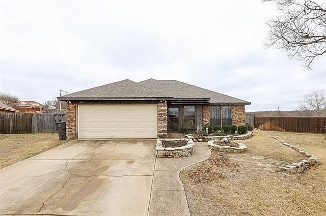 1st image of 10217 Little Fox Ct