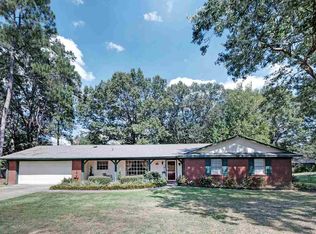 203 Hampton St, Clinton, MS 39056