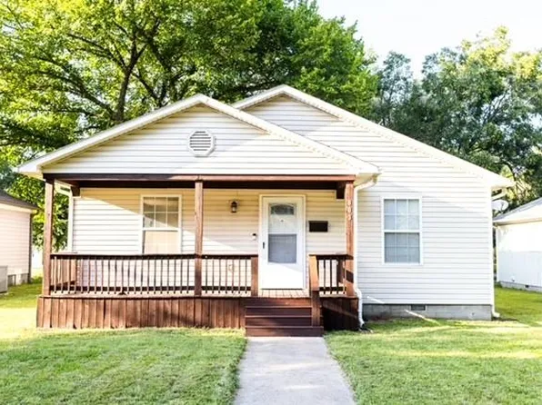 803 E 10th St, Pittsburg, KS 66762