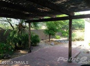 9950 E Sandshell Ct, Tucson, AZ 85748