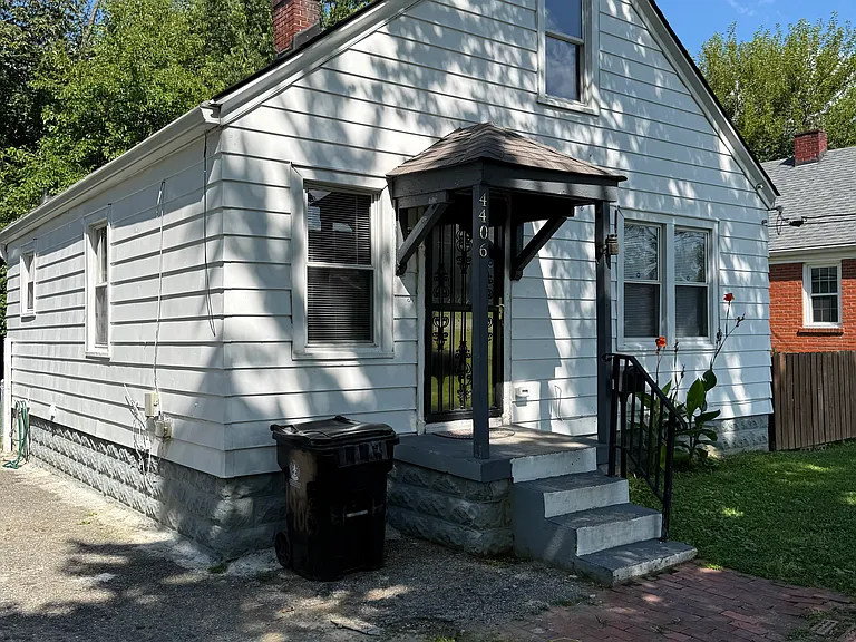 4406 S 1st St — Photo 16