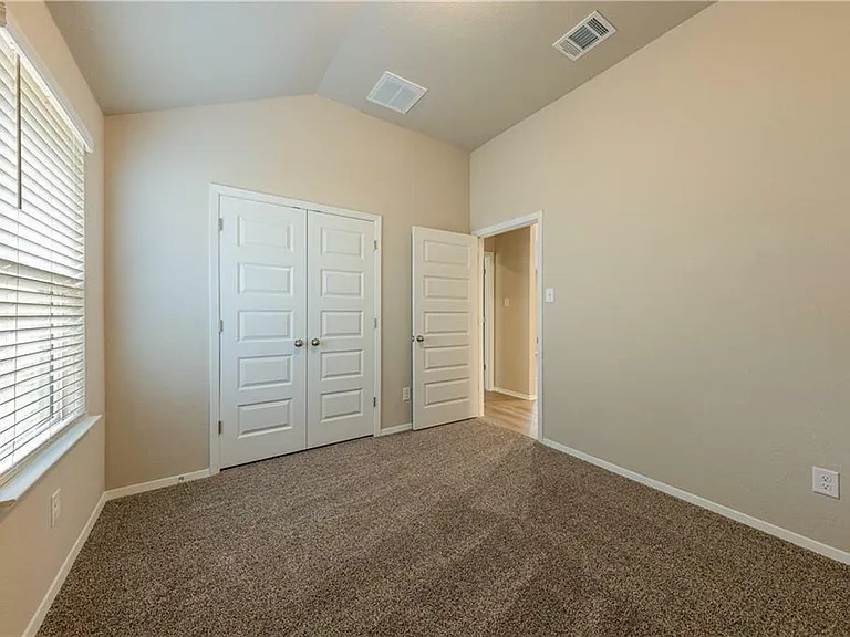 5705 Respinto Dr — Photo 15