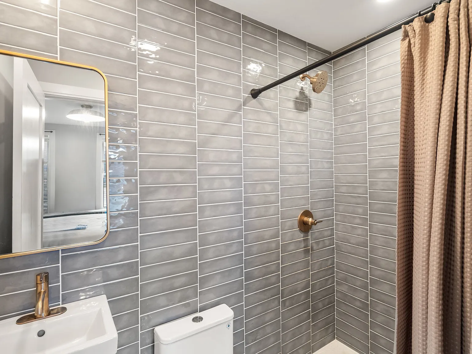 2 bed, 900 sqft, $3,250 — Photo 4