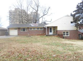 331 SE Boston Ave, Bartlesville, OK 74006