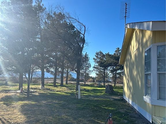 3rd image of 5220 Squaw Valley Rd