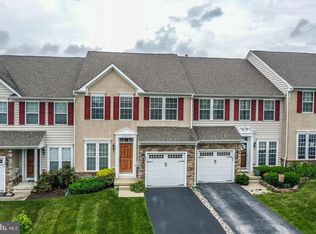 271 Tall Trees Cir, Downingtown, PA 19335