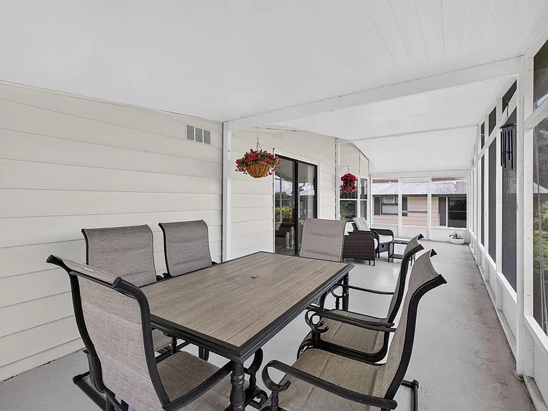 7640 SE Shenandoah Dr — Photo 50