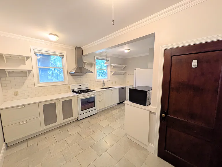 Large Kitchen