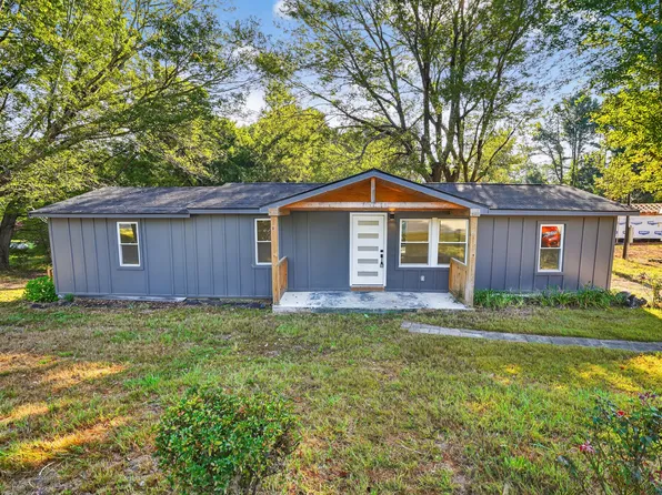 1496 Farrell Rd, Sanford, NC 27330