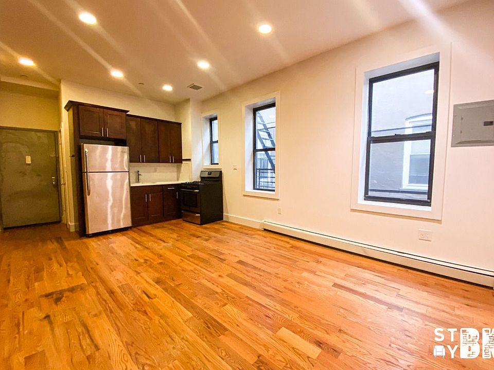 1st image of 229 Bainbridge St #3RT