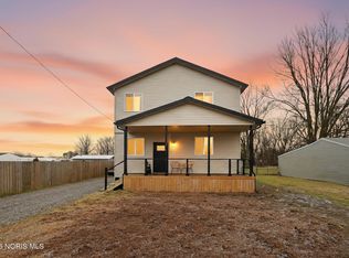 1107 Lemoyne Rd, Northwood, OH 43619