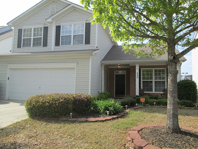 1st image of 400 Clairidge Ln