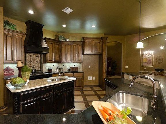 4th image of 14816 Trumball Cir