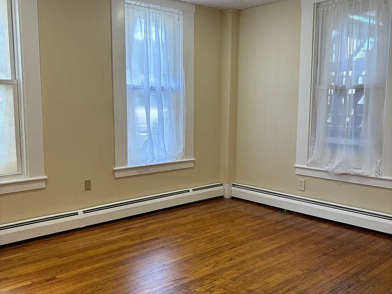 23B Maple St — Photo 5