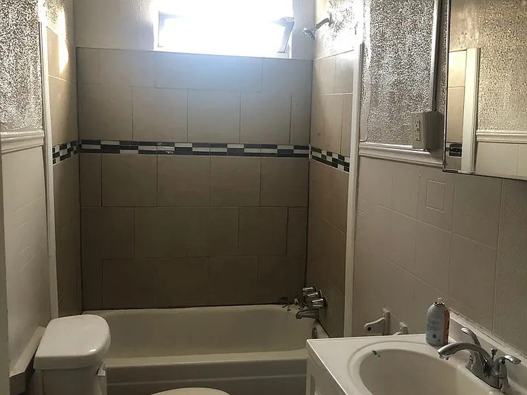 2221 E Preston St — Photo 7