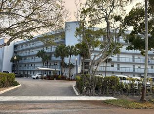 198 NW 67th St, Boca Raton, FL 33487