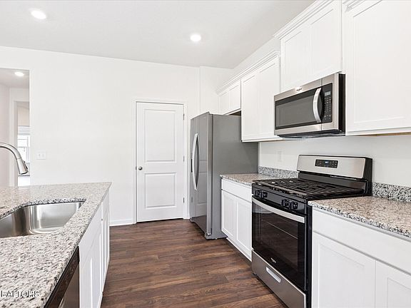 5th image of 2338 Best Farms Ln
