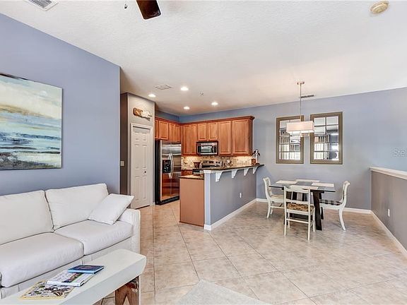 4th image of 2051 Crestdale Ln #2051
