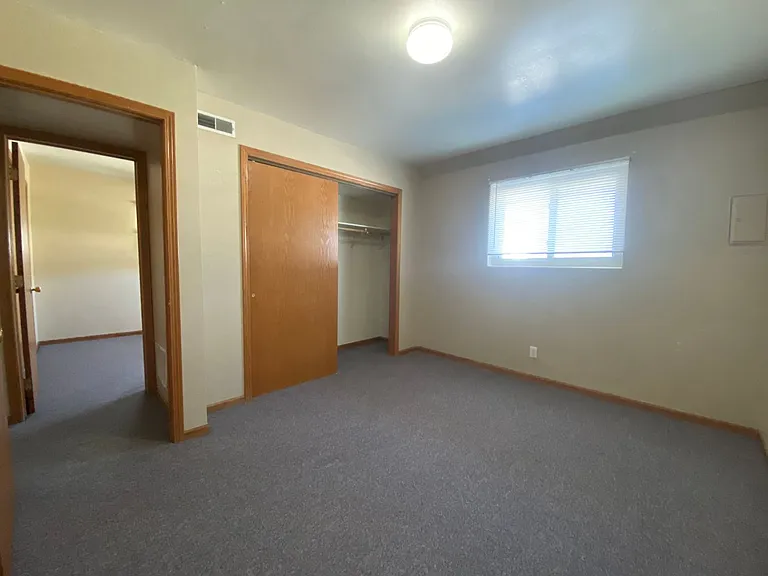 1001-1005 N Buchanan St — Photo 15