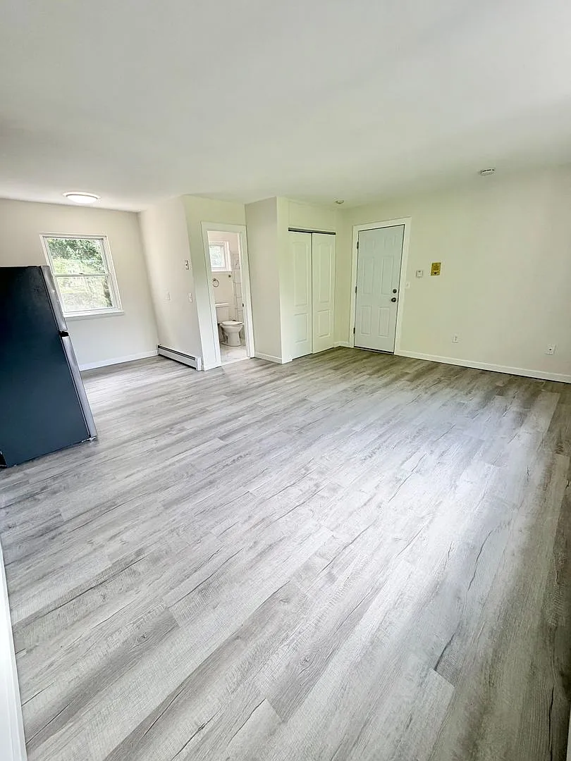 53 Curtin Ave. — Photo 3