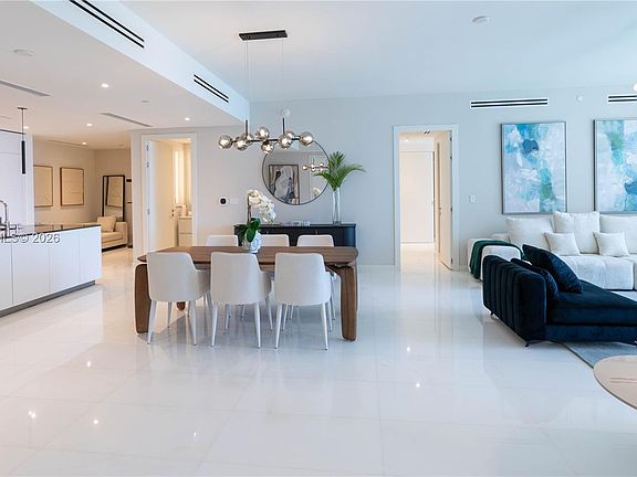 5th image of 300 Biscayne Boulevard Way Unit 503C