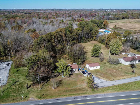 3275 Old Husbands Rd, Paducah, KY 42003