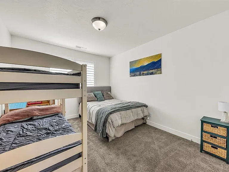 379 N 3200 W — Photo 5