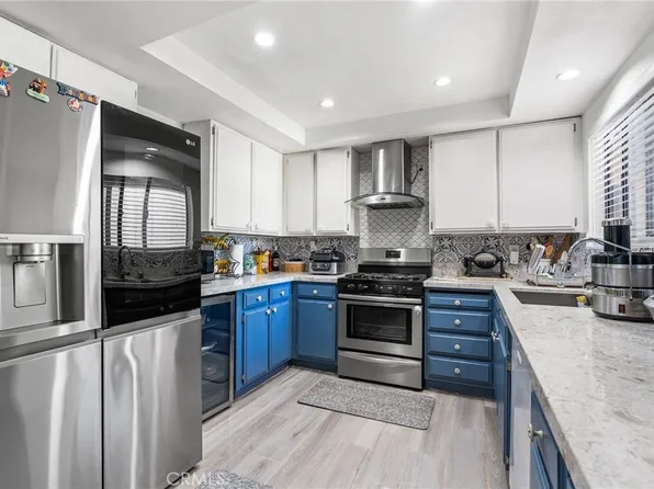 16512 Blackbeard Ln APT 200, Huntington Beach, CA 92649