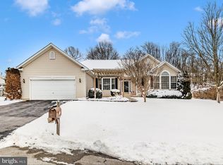 27 Farragut Dr, Keedysville, MD 21756