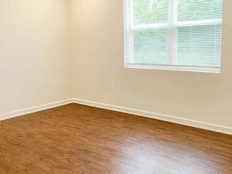 Cedar Pointe Apartments - Thomasville AL — Photo 6