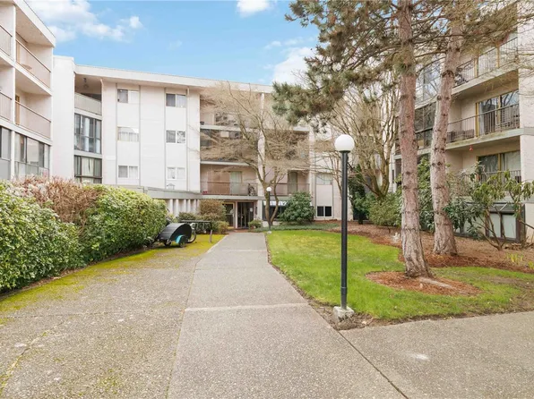 3225 Eldon Pl #308, Saanich, BC V8Z 6A7