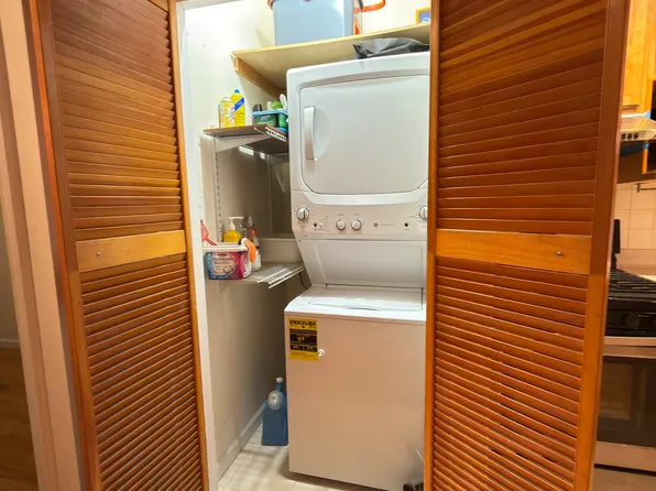 248 11th Street image 14 of 16