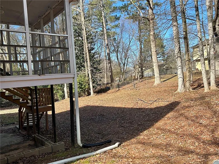 635 Crab Orchard Dr — Photo 43