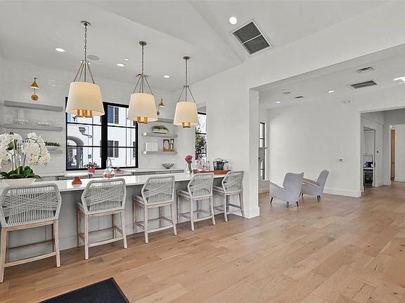 5th image of 5270 Town And Country Blvd #114