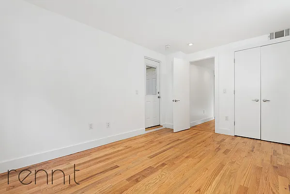 Rented by Rennit Inc. | media 6