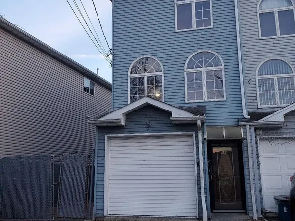 16 Saint Johns Ave, Staten Island, NY 10305