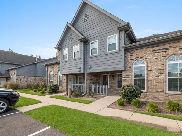 43 Foxcroft Rd APT 119, Naperville, IL 60565