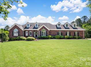 2508 Forrestbrook Dr, Kannapolis, NC 28083