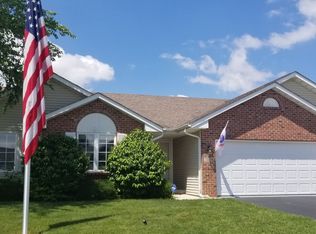 7224 Wimbledon Rd, Machesney Park, IL 61115