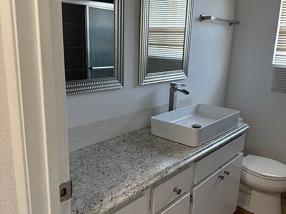 5th image of 1505 Blackoak Dr #1501