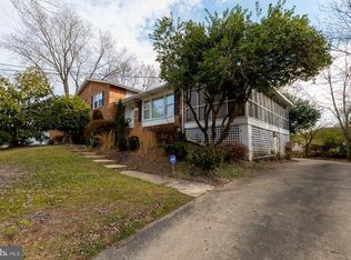 220 Inverness Ln, Fort Washington, MD 20744