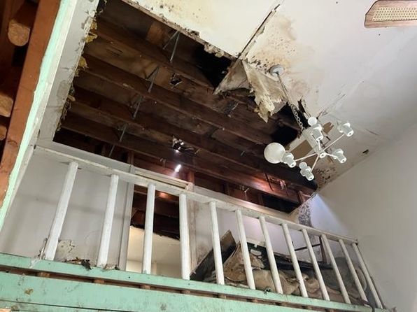 jersey-city-new-jersey-352314854 picture