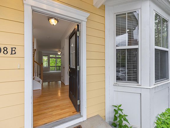 2nd image of 108 Melbourne Park #E
