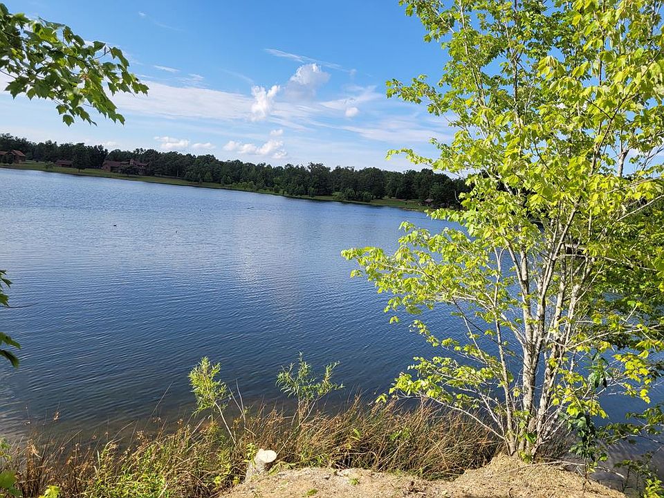 1st image of 775 Camp Creek Cir